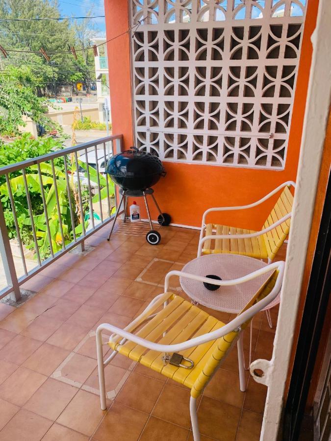 Ocean View Apartments Bridgetown Bagian luar foto